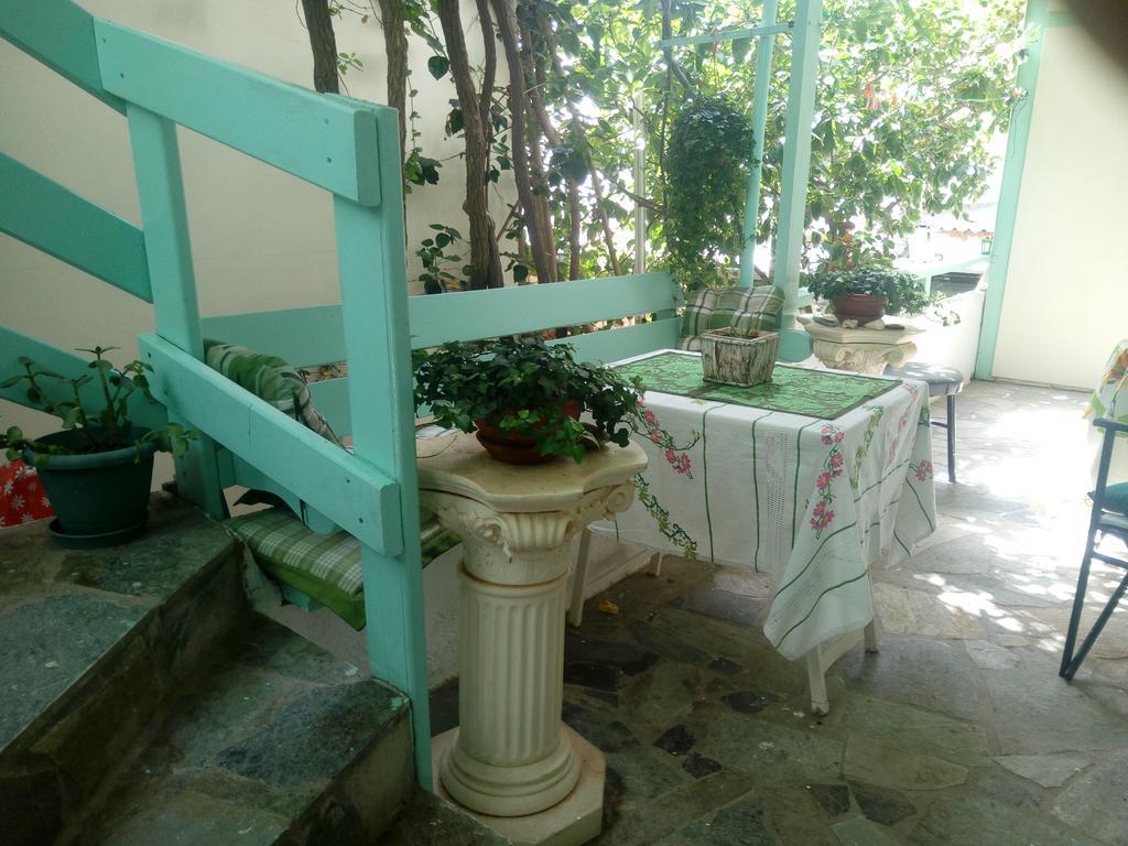 Mary'S Studios Agia Pelagia  Zimmer foto