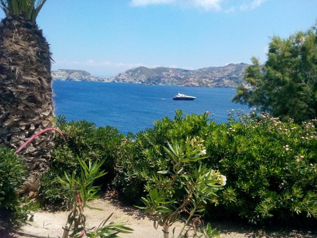 Mary'S Studios Agia Pelagia  Zimmer foto
