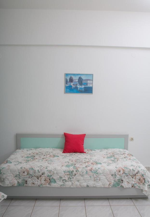 Mary'S Studios Agia Pelagia  Zimmer foto