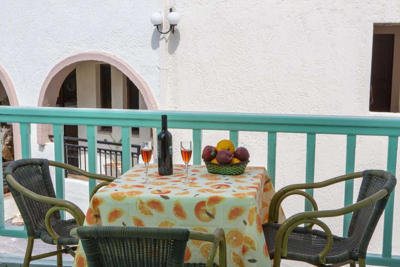 Mary'S Studios Agia Pelagia  Zimmer foto