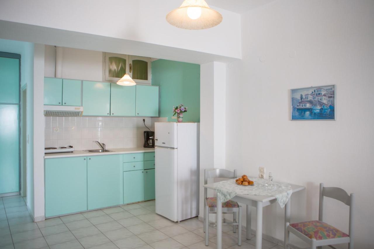 Mary'S Studios Agia Pelagia  Zimmer foto